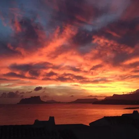 Moraira Beach Rental * 莫莱拉